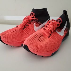 Lightly used Nike Zoom All Out Shoes